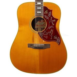 VINTAGE 1975 GIBSON HUMMINGBIRD DREADNOUGHT ACOUSTIC GUITAR NATURAL FINISH