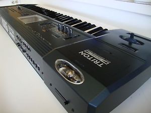 Korg Triton Extreme 61 Teclas/Garantia/ 1 YR WARRANTY!