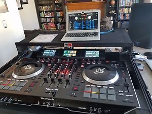 Numark NS7II Digital DJ Controller w/Display Screens & PRO X Case