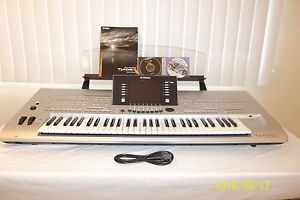 Yamaha Tyros 3 Profesional 61 Key Arranger Keyboard HD 80GB