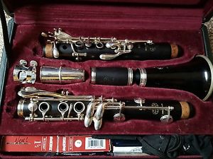 Bb Klarinette Buffet Crampon  E- 13  inkl. Zubehör  Made in France.
