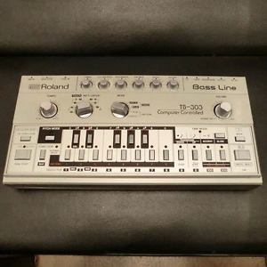 Roland TB-303 TB303 Bass Line Vintage Analog Synthesizer Japan Used Excellent++