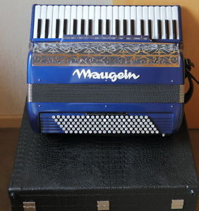 Maugein Musette-Akkordeon 4-chörig, 120 Bass TOP-zustand