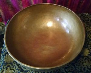 Singing bowl Hand beaten 17 kg