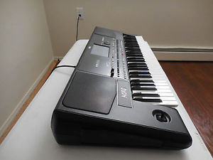 Korg PA600 Arranger Keyboard
