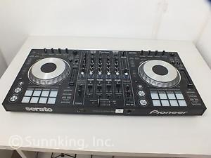 Pioneer Serato DDJ-SZ 4-Channel Professional DJ Controller