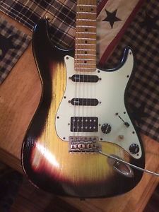 Custom Strat Relic 100% USA