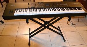 Yamaha S90 XS Keyboard Synthesiz