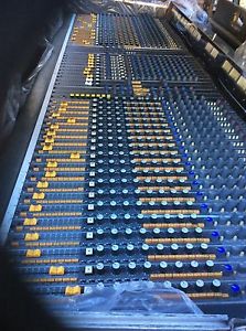 WHEATSTONE MTX-1080  40 channel mixing console