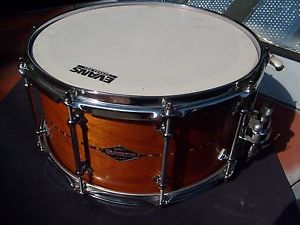 CRAVIOTTO SNARE DRUM 14 x 6.5 MAHOGANY excellent condition