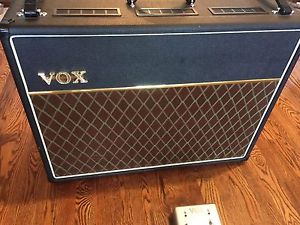VOX AC30 CC2 2x12 combo guitar amplifier rarely used No Reserve Free Shipping