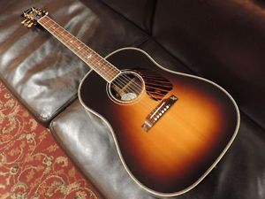 Gibson J-45 2015 Custom Rosewood with Hard Case