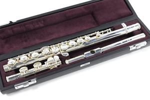 Yamaha YFL-517 Flute