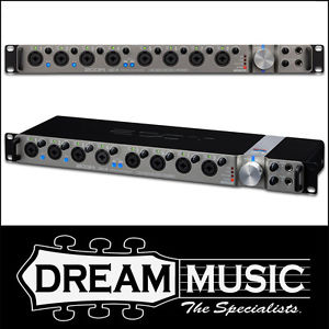 Zoom UAC-8 USB 3.0 Interface 18-in 20-out with 8 Mic/Line Inputs RRP$1349