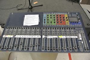 32 Channel Soundcraft Si Expression Digital Mixer with Expansion Card,
