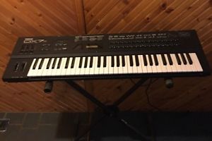Yamaha DX7 synthesizer
