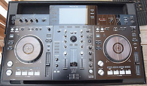 Pioneer XDJ-RX All-in-One DJ System plus Odyssey FZPIXDJRXBL Case