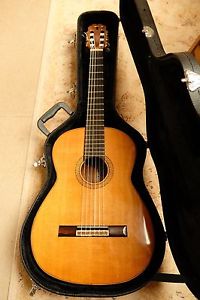 Raul O. Perez Classical Guitar