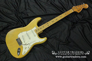 Fender 1973 Stratocaster "Blond Finish" Used  w/ Hard case FREE SHIPPING
