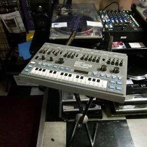 Roland MC-202 Used Synthesizer Sequencer FREE SHIPPING