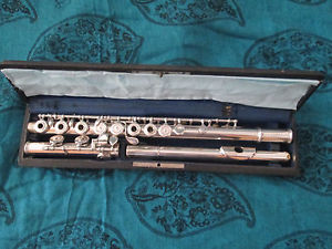 FLÛTE TRAVERSIERE LL.LEBRET n°2938 TRES BON ETAT.