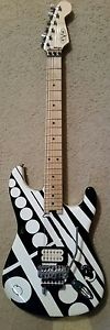EVH Striped Series Circles Unchained Guitar