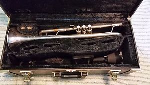 Yamaha Xeno Trumpet YTR-8335 +  yamaha silent brass+ 6 mouthpeices
