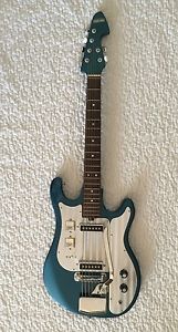 Vintage Guitar SILVERTONE Model 1436 made in Japan 1960s--Beautiful Condition