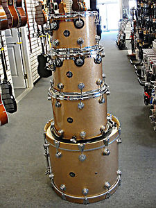 2000 DW Pre Collectors Series Bermuda Sand 4 piece drum shell Pack made in USA