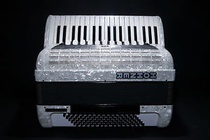 Akkordeon , Hohner Tango IV T , 96 Bass,