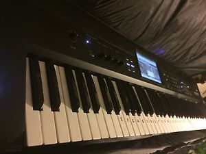 Korg Krome -73 Keyboard Synthesizer