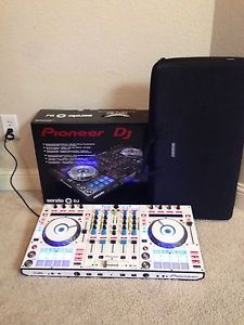 Pioneer DDJ-SX Digital DJ Controller