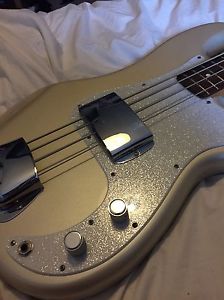 Fender Limited Edition 60th Anniversary P Bass