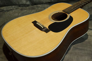 Martin D-28 2009 with Hard Case From Japan