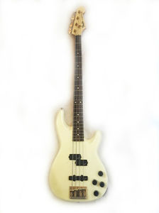 Vintage FENDER PRECISION BASS "LYTE" Active Bass- 1990 Made in JAPAN.