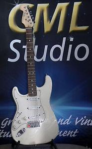 Fender American Std. Strat LH RW OW Lefthand E-Gitarre