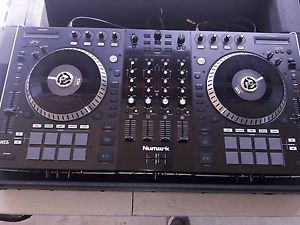 Numark NS7II Digital DJ Controller