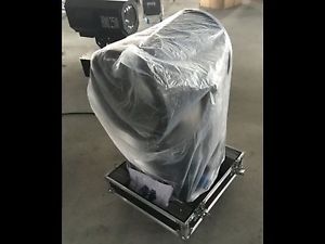 SearchLight, 3000 watt  Lamp searchlight Runs Off 120 Volts AC