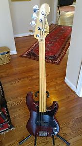1977 Fender Precision Bass Fretless