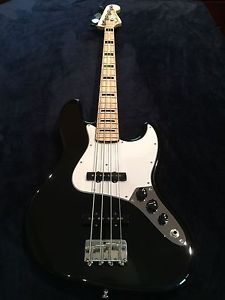 Fender Geddy Lee Jazz Bass with Maple Fingerboard in Black W/ Extras