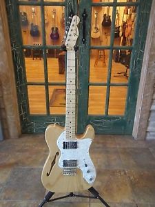 Fender Classic Series 72 Telecaster Thinline Electric Guitar Natural w/ Gig Bag