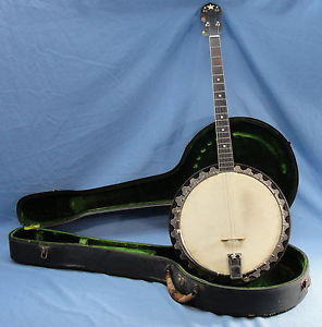 VINTAGE 1930 VEGA LITTLE WONDER 4 STRING TENOR BANJO W/ CASE & WRENCH KEY USA
