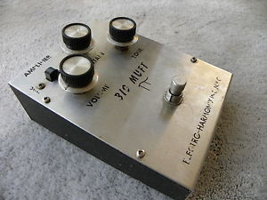 Electro-Harmonix Vintage Big Muff Triangle V1 with FS37000 Transistors 1972