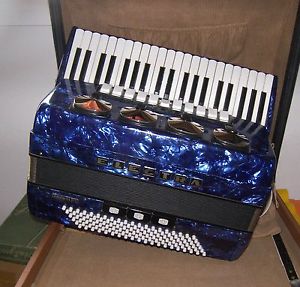 Accordion ELECTRA Choral IV Full Size 120 Bass With Case