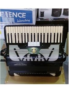 ARISTON FISARMONICA 120 BASSI USATA