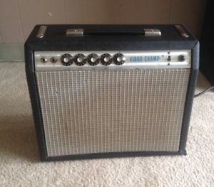 Vintage Fender Vibro Champ Guitar Amp 1975/76 Original Parts (Needs Work) Video