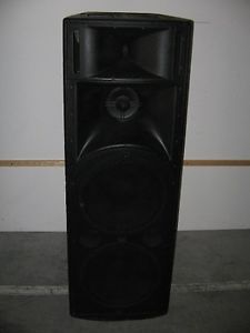 dB Technologies Stage Opera 82-15 cassa attiva 2x15" woofer
