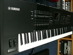 Yamaha Motif XF8 Workstation mit 88 Tasten -24 Monate Garantie- Demoteil-