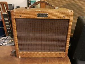 Vintage 1960 Fender Champ Guitar Amp 5F1 Tweed Amplifier.  KILLER!!!