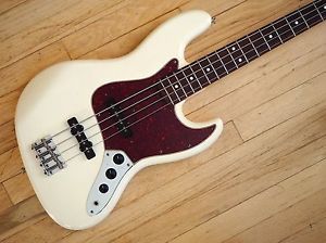 1982 Fender Jazz Bass '62 Vintage Reissue Olympic White JV Japan Fullerton w/ogb